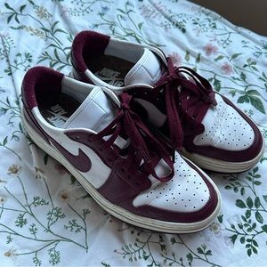 nike air womens burgundy dunk lows